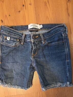 Abercrombie & Fitch Girls Dark Blue Denim Cutoff Shorts
